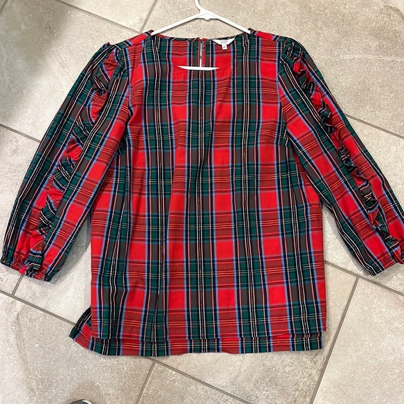 crown & ivy Tops - Crown & Ivy blouse
